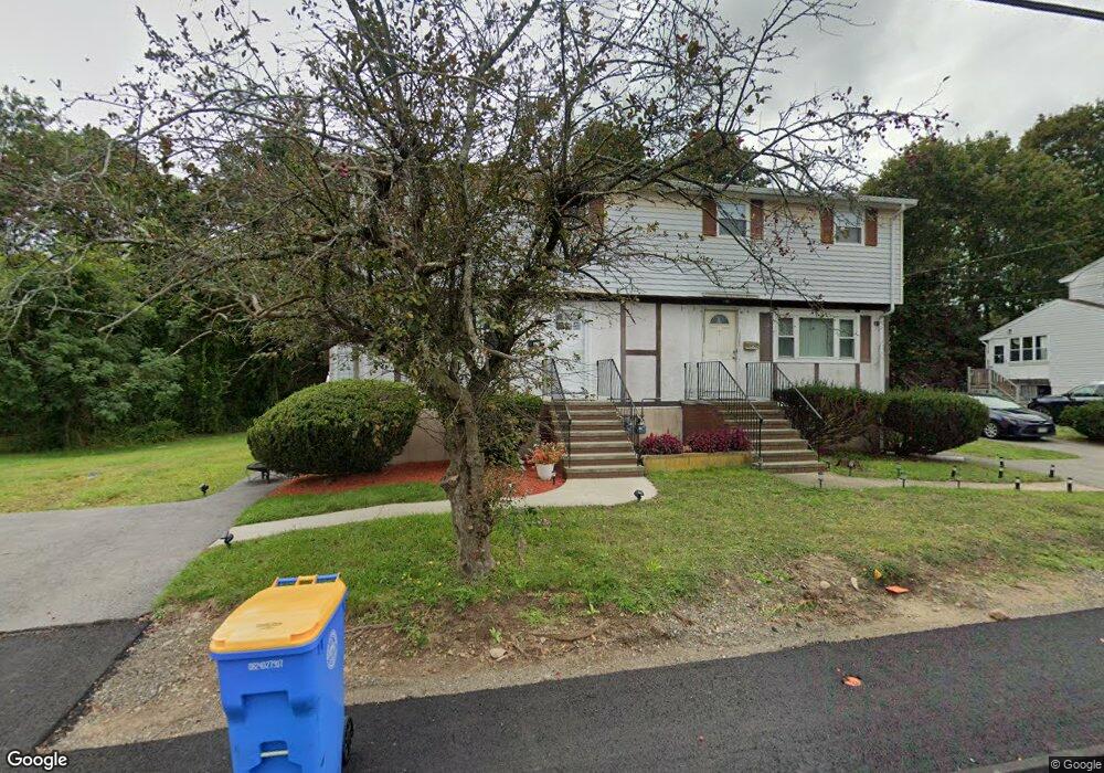 47 Raechel Rd, Randolph, MA 02368 - photo 1