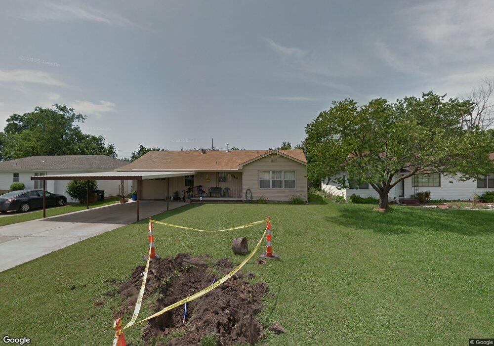 613 W 17th St, Ada, OK 74820 - photo 1