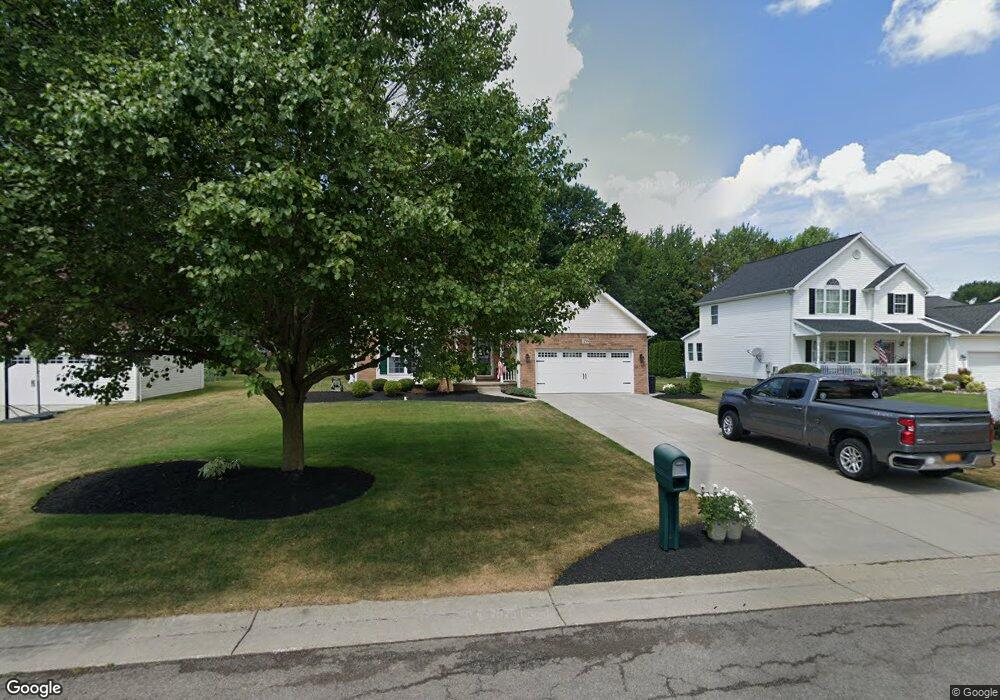 7296 Erica Ln, North Tonawanda, NY 14120 - photo 1