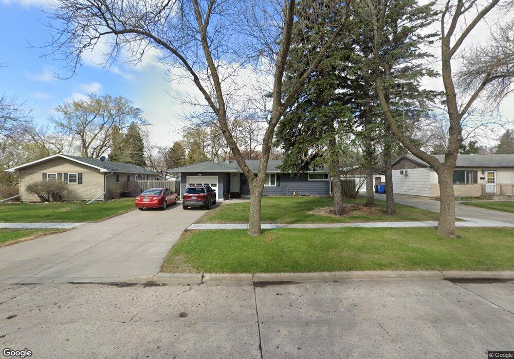 1913 14 1 2 St S, Fargo, ND 58103 - photo 1