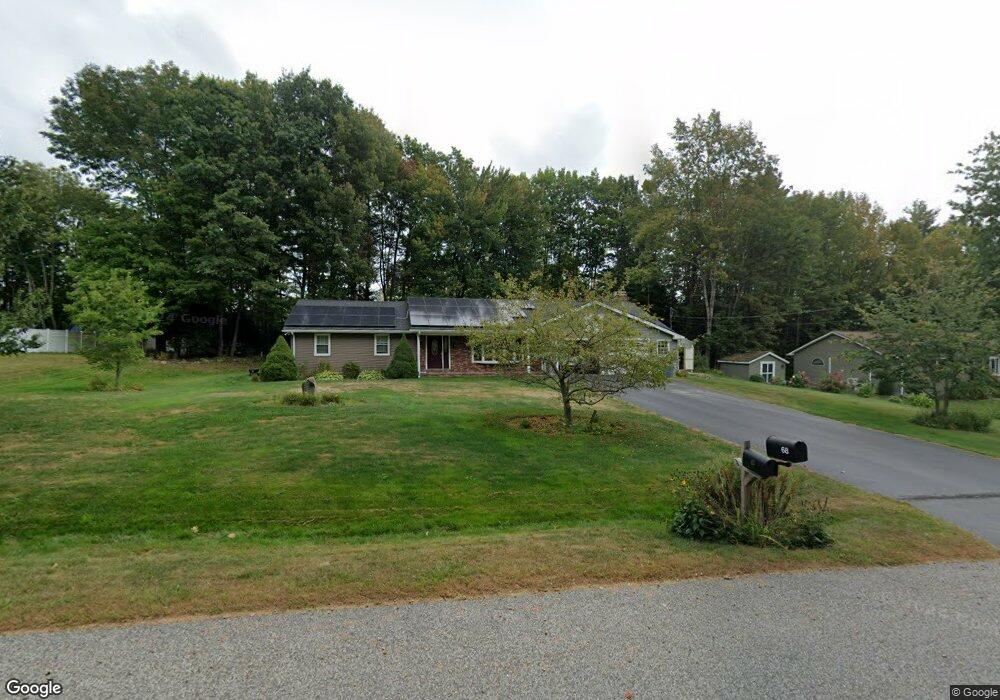 68 Garden Cir, Auburn, ME 04210 - photo 1