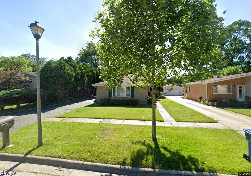 724 N Geneva Ave, Elmhurst, IL 60126 - photo 1