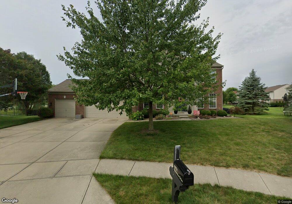 11571 Suncatcher Dr, Fishers, IN 46037 - photo 1