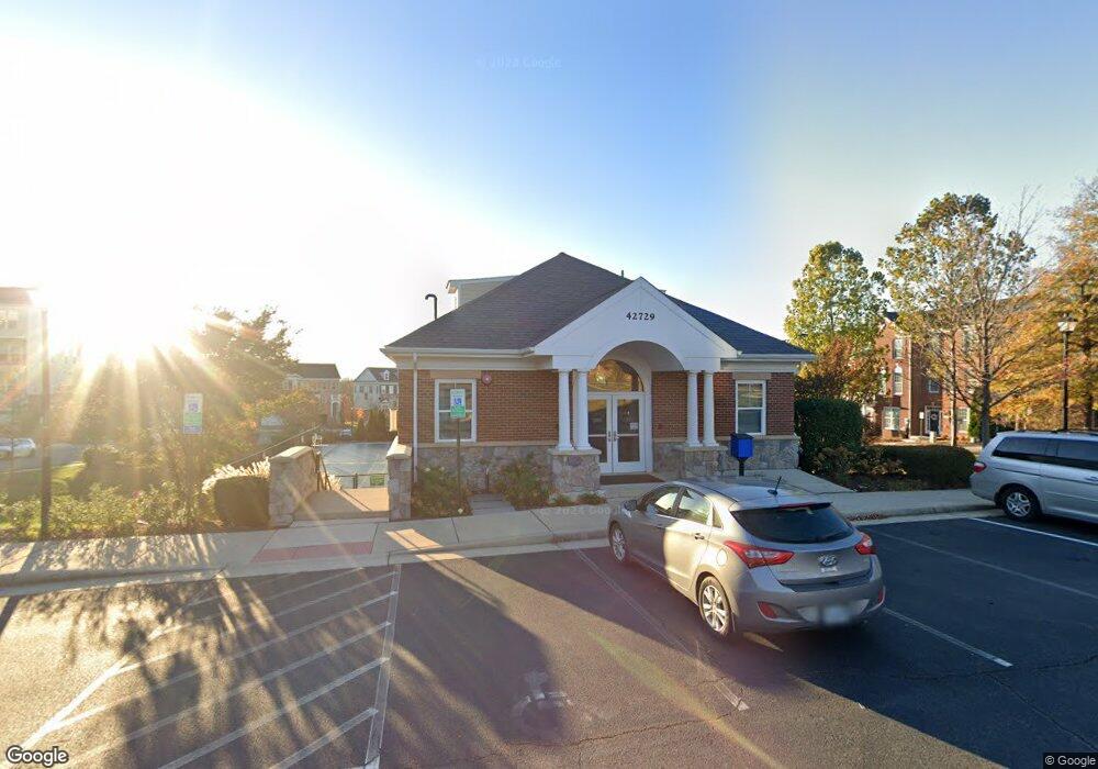 42729 Redpath Terrace, Ashburn, VA 20147 - photo 1
