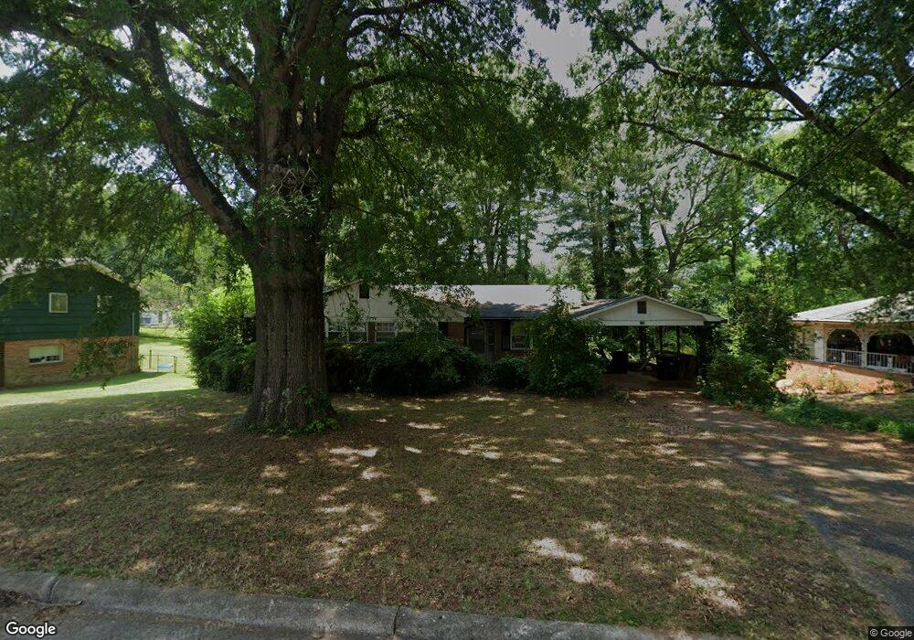 716 Georgia Ave, Statesville, NC 28677 - photo 1