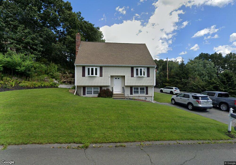 8 Laura Rd, Woburn, MA 01801 - photo 1