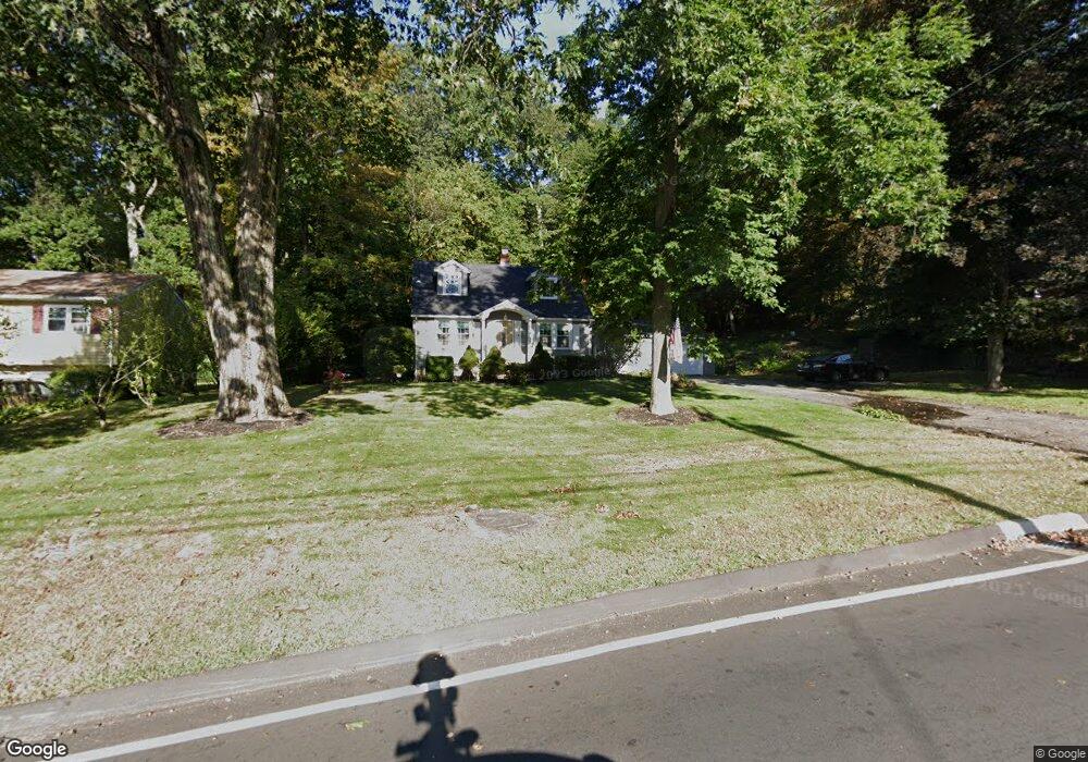 723 Field St, Naugatuck, CT 06770 - photo 1