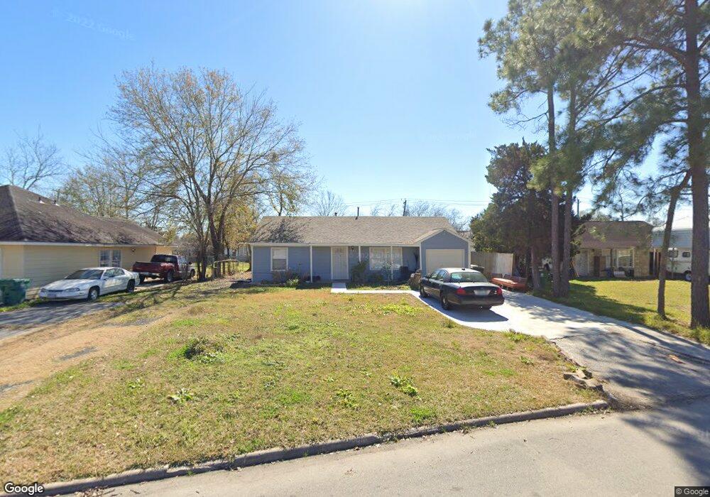 7734 Greenstone St, Houston, TX 77087 - photo 1