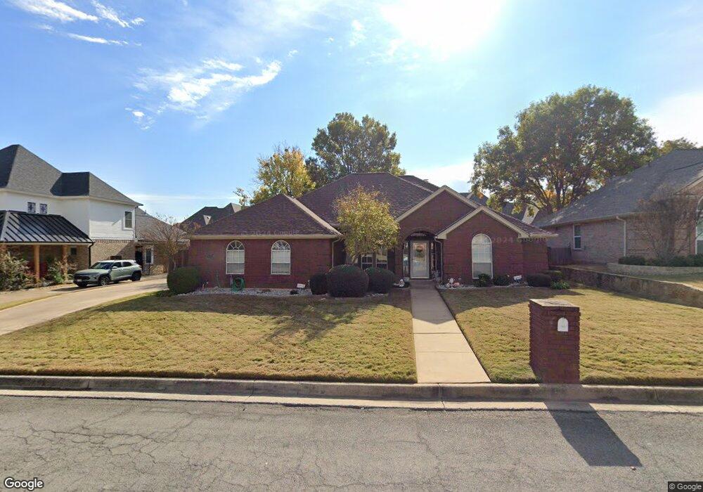 9016 S Crest Dr, North Richland Hills, TX 76182 - photo 1