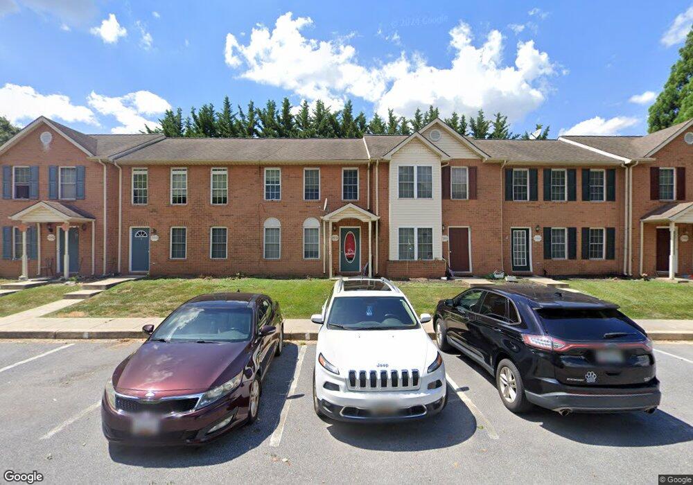 17956 Hickory Ln, Hagerstown, MD 21740 - photo 1