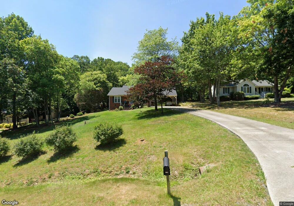 1049 Greenleaf Acres Dr, Asheboro, NC 27205 - photo 1