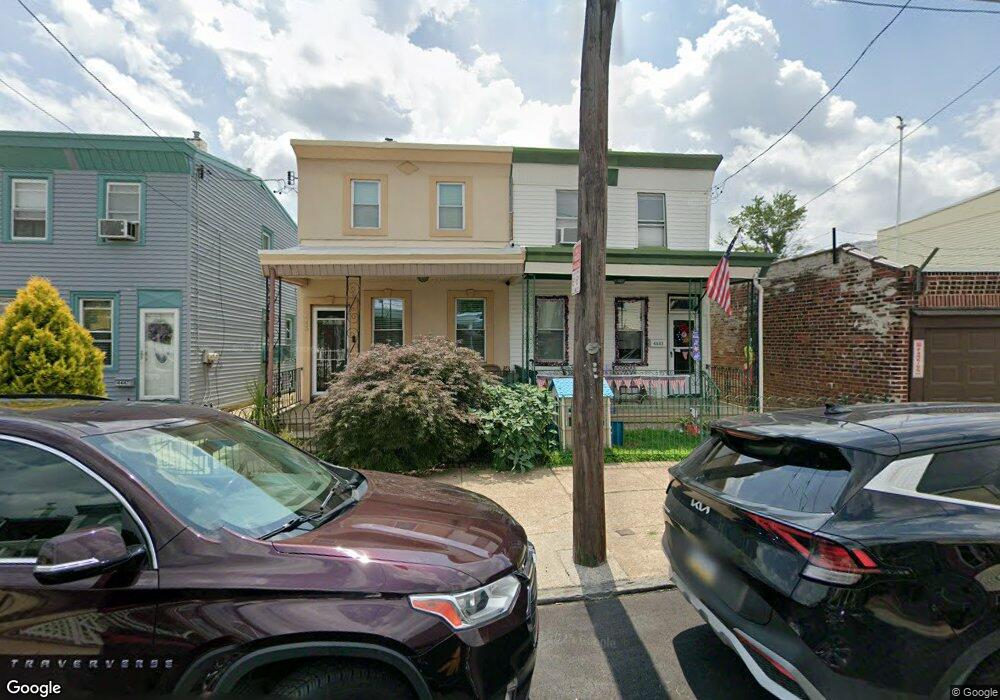 4445 Edgemont St, Philadelphia, PA 19137 - photo 1