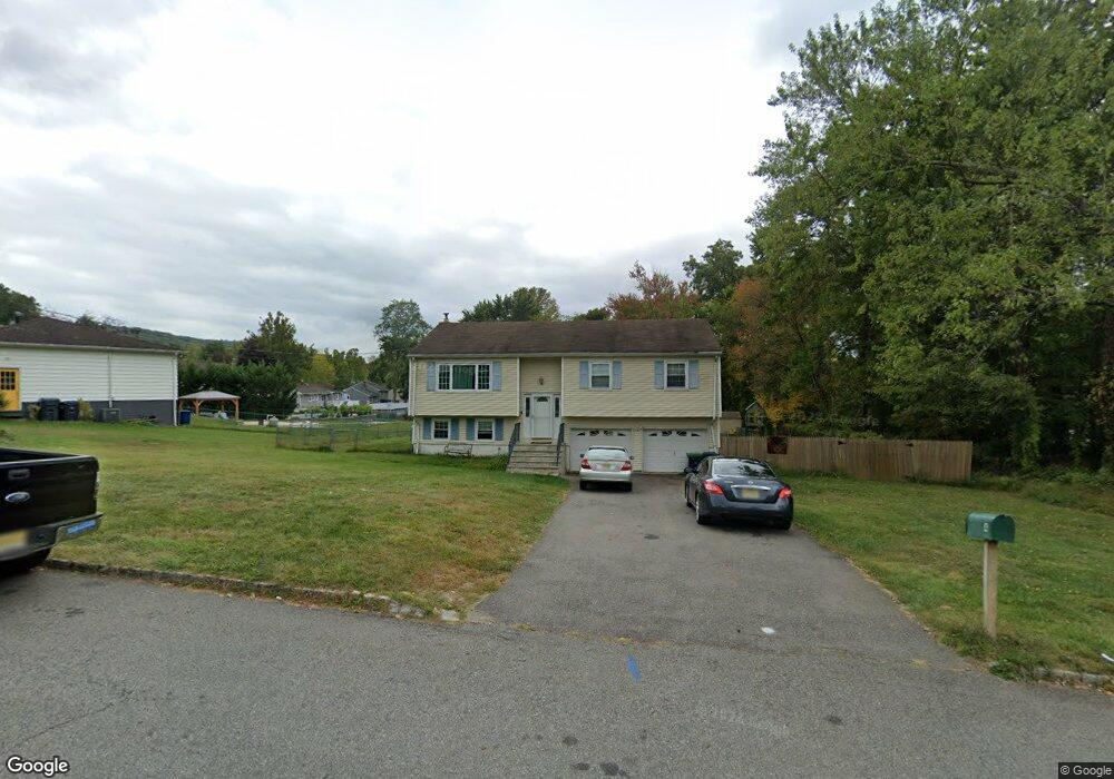 4 Meadow Ln, Hackettstown, NJ 07840 - photo 1