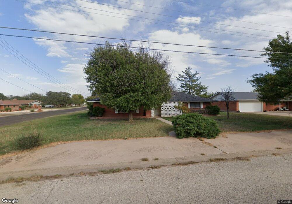 2301 Cindy Ln, Big Spring, TX 79720 - photo 1