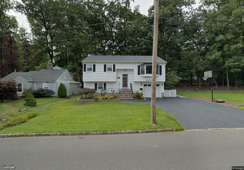 21 Roosevelt Ave, Lake Hiawatha, NJ 07034 - photo 1