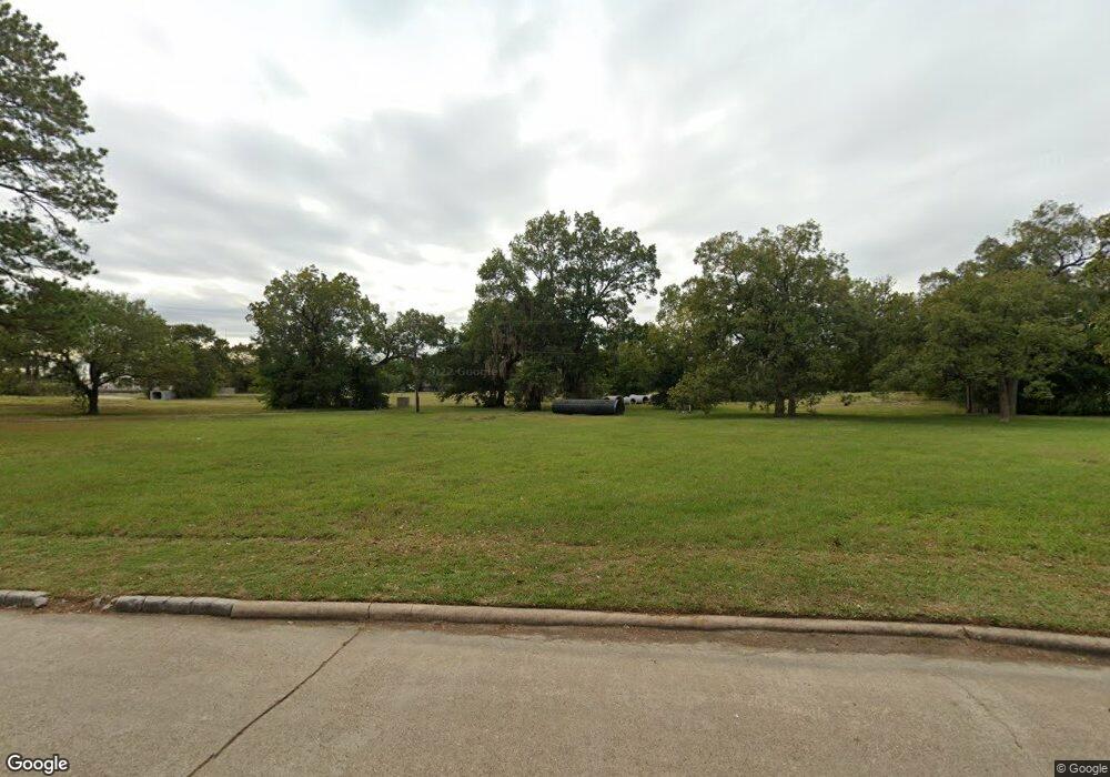 7407 Deep Forest Dr, Houston, TX 77088 - photo 1