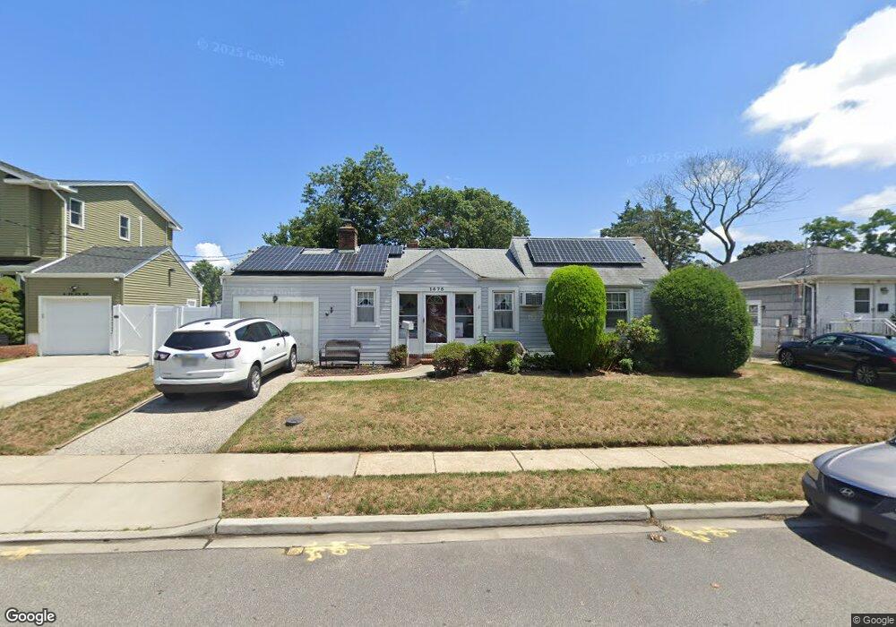 1575 Peapond Rd, North Bellmore, NY 11710 - photo 1
