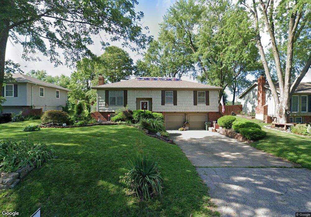 11216 W 51st Terrace, Shawnee, KS 66203 - photo 1