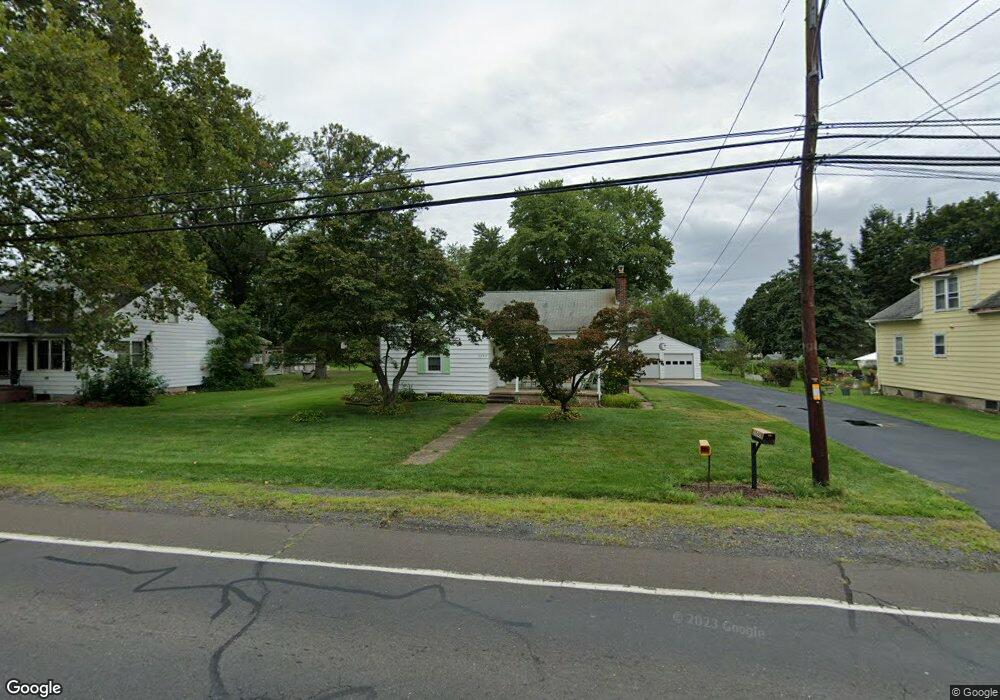 2040 Edgely Rd, Levittown, PA 19057 - photo 1