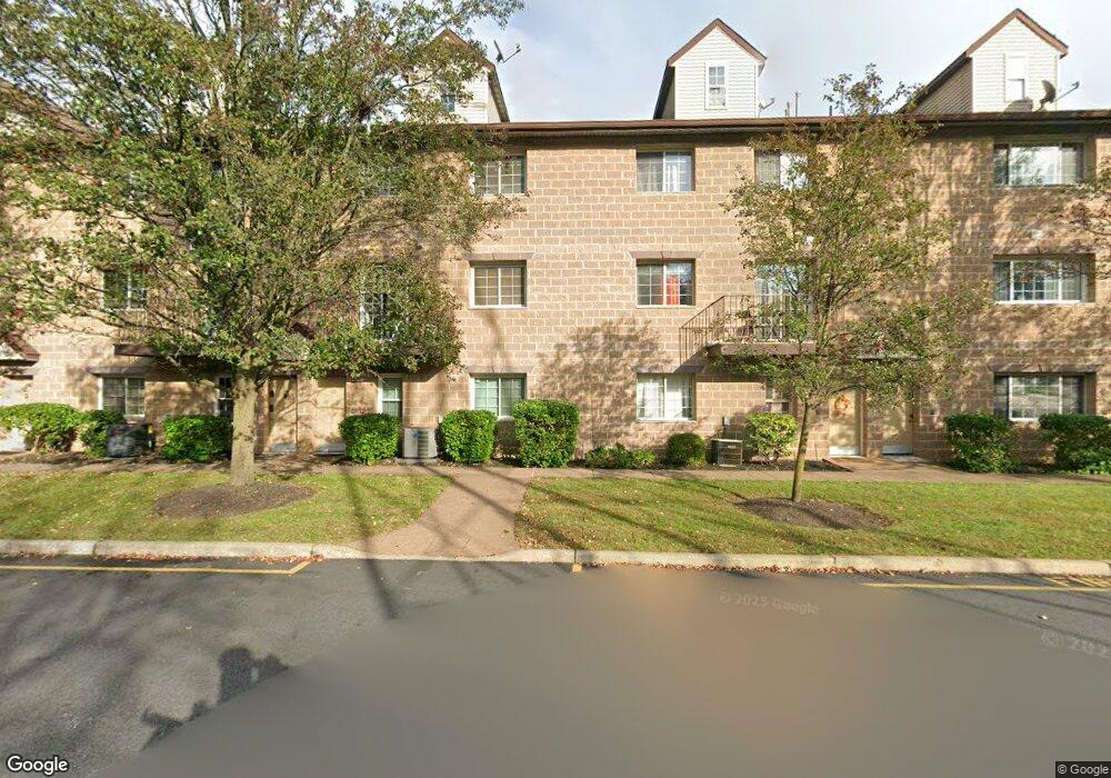 25 Klint Ct unit 25, Nanuet, NY 10954 - photo 1