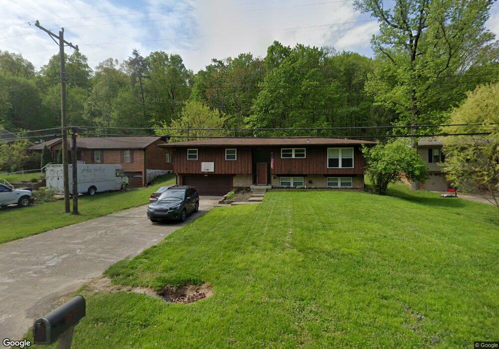 779 Captain Frank Rd, New Albany, IN 47150 - photo 1