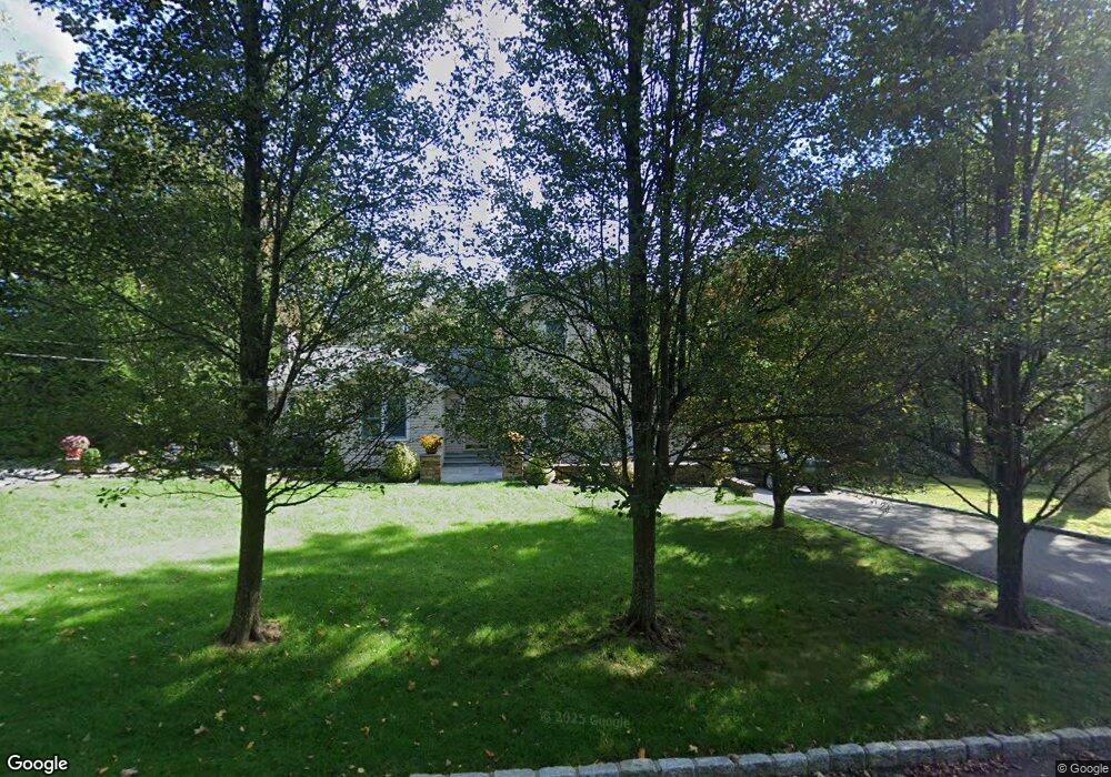 2838 Fox Hall St, Mohegan Lake, NY 10547 - photo 1