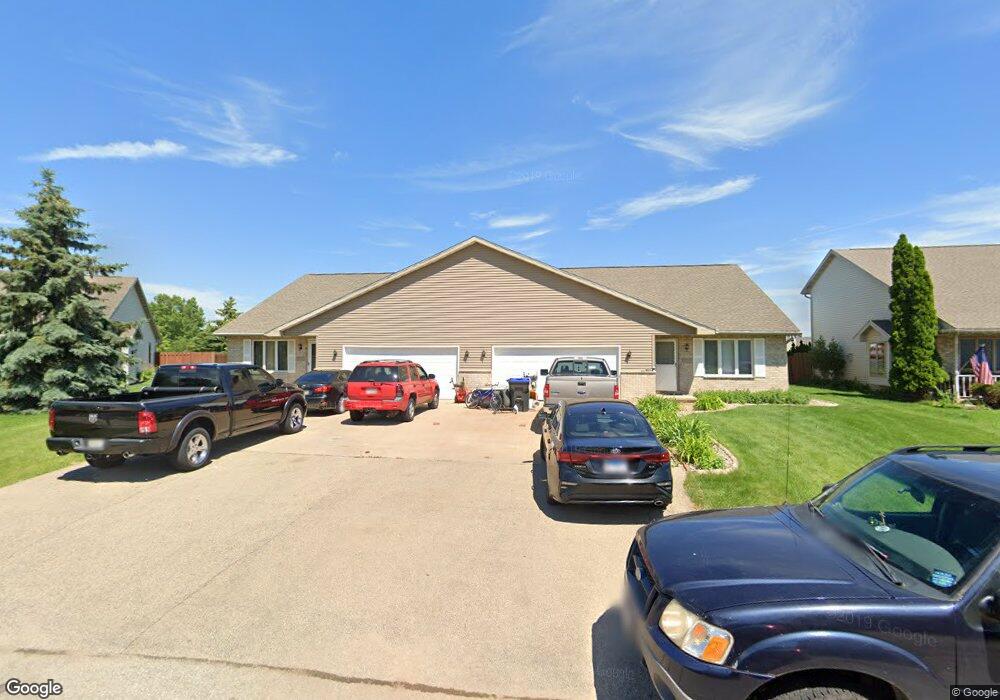 W3160 Westowne Ct, Appleton, WI 54915 - photo 1