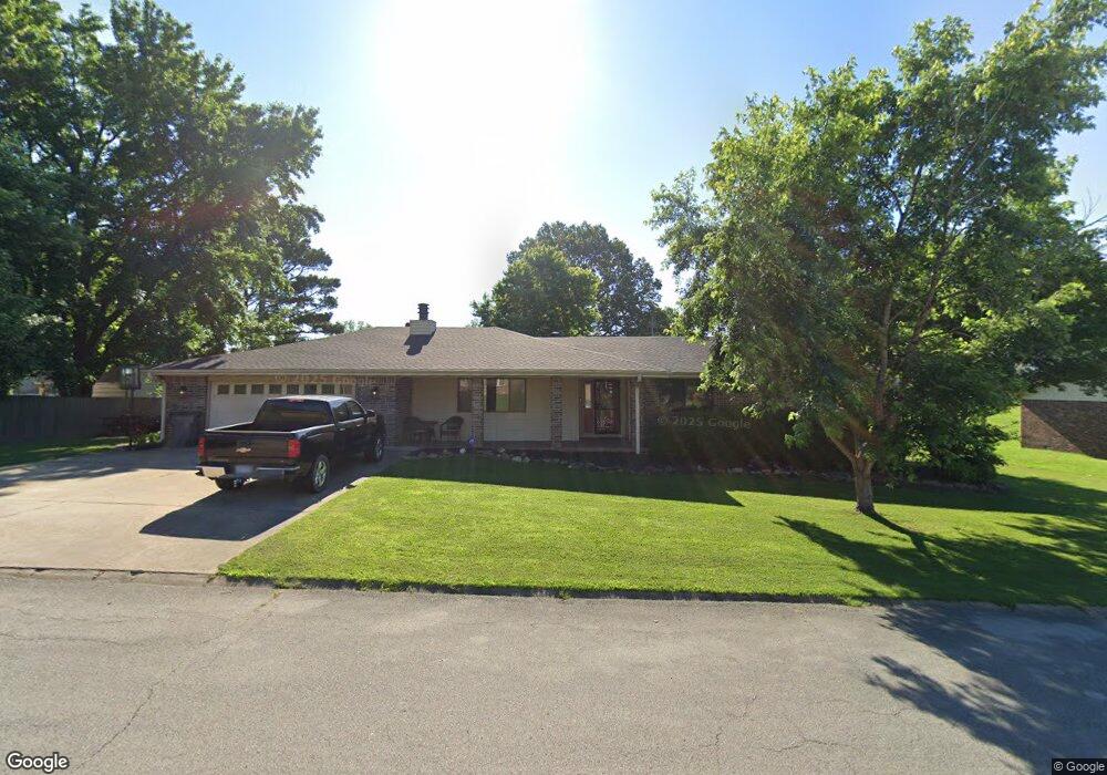 201 Bellwood Dr, Paragould, AR 72450 - photo 1