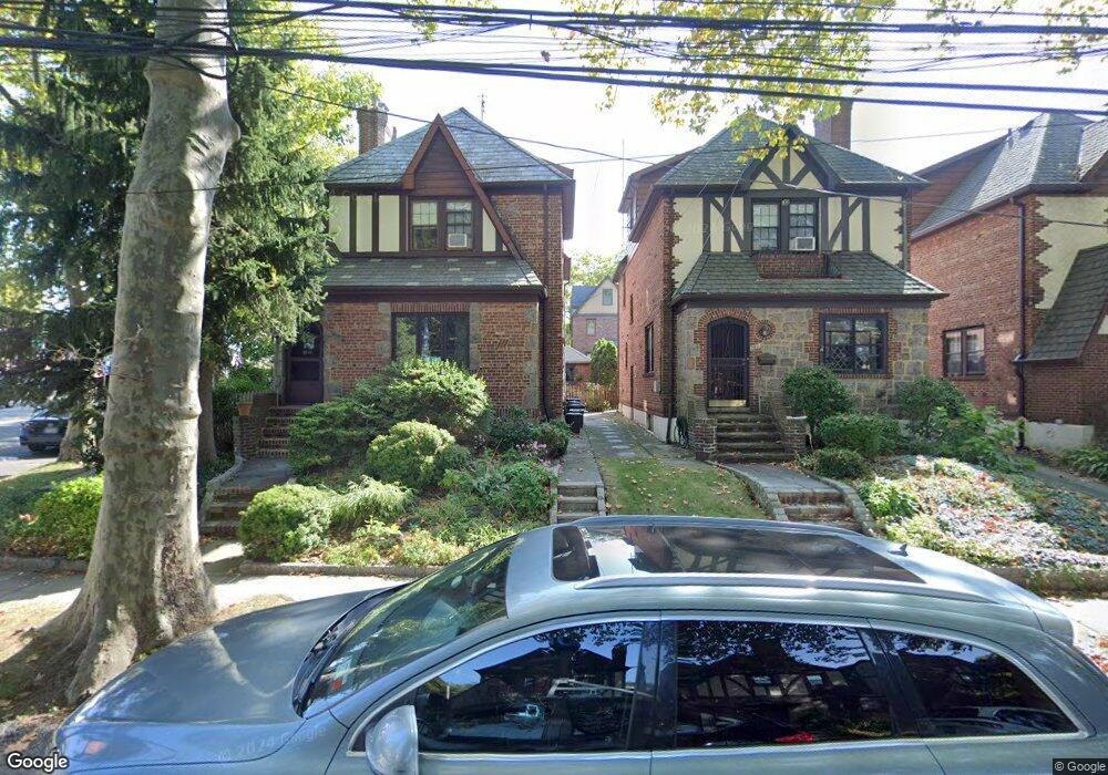 2601 168th St, Flushing, NY 11358 - photo 1