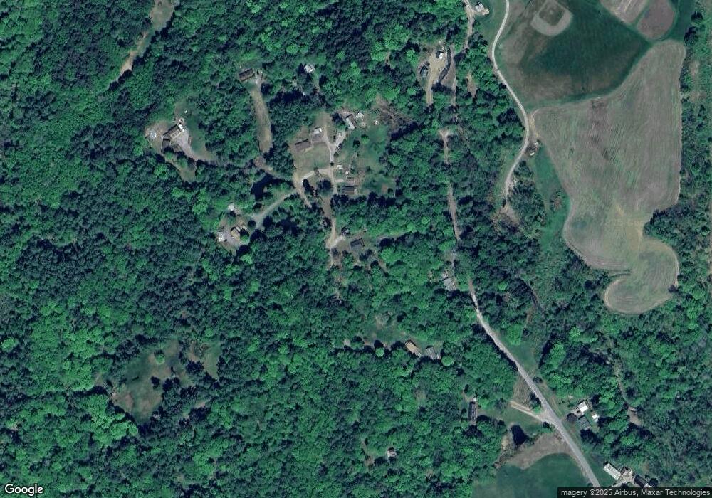 287 Farnsworth Cir, Putney, VT 05346 - photo 1