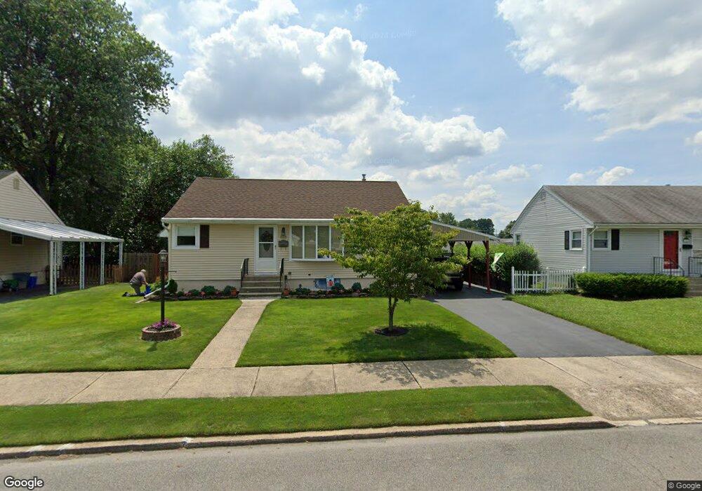 1507 Crestwood Rd, Bethlehem, PA 18018 - photo 1