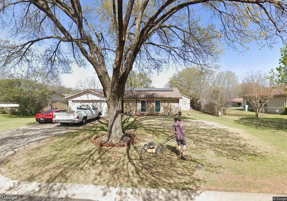 1202 Davis St, Cleburne, TX 76033 - photo 1