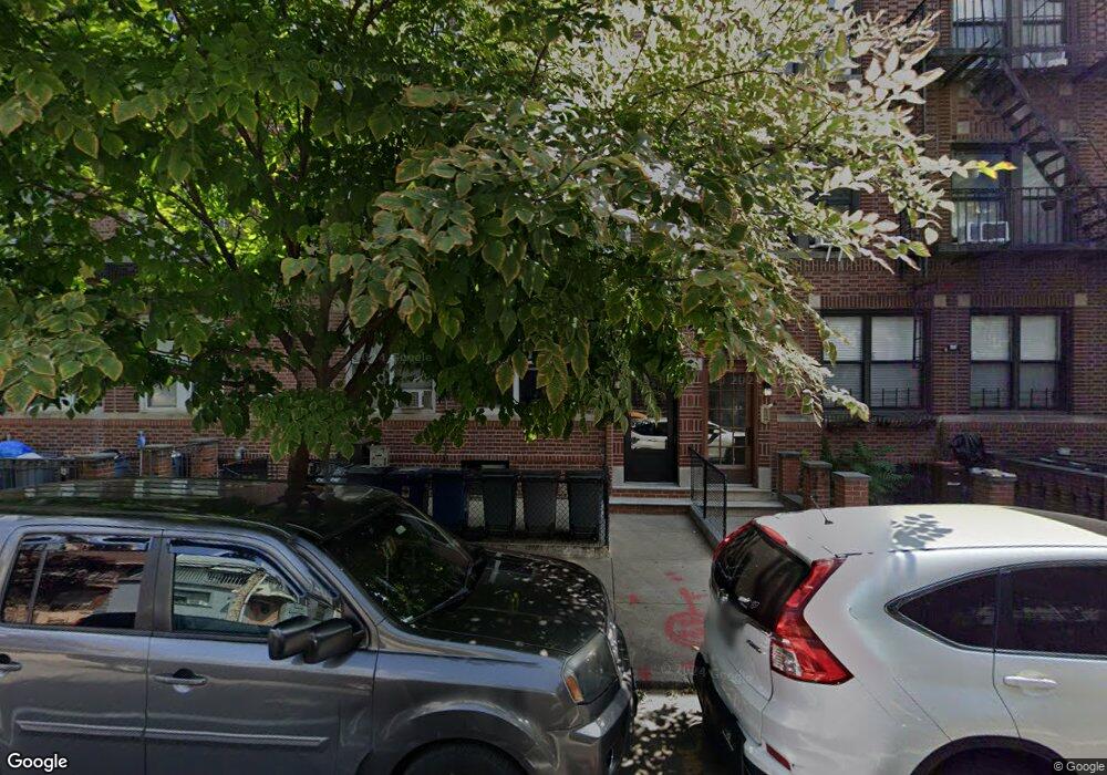 2527 36th St, Long Island City, NY 11103 - photo 1