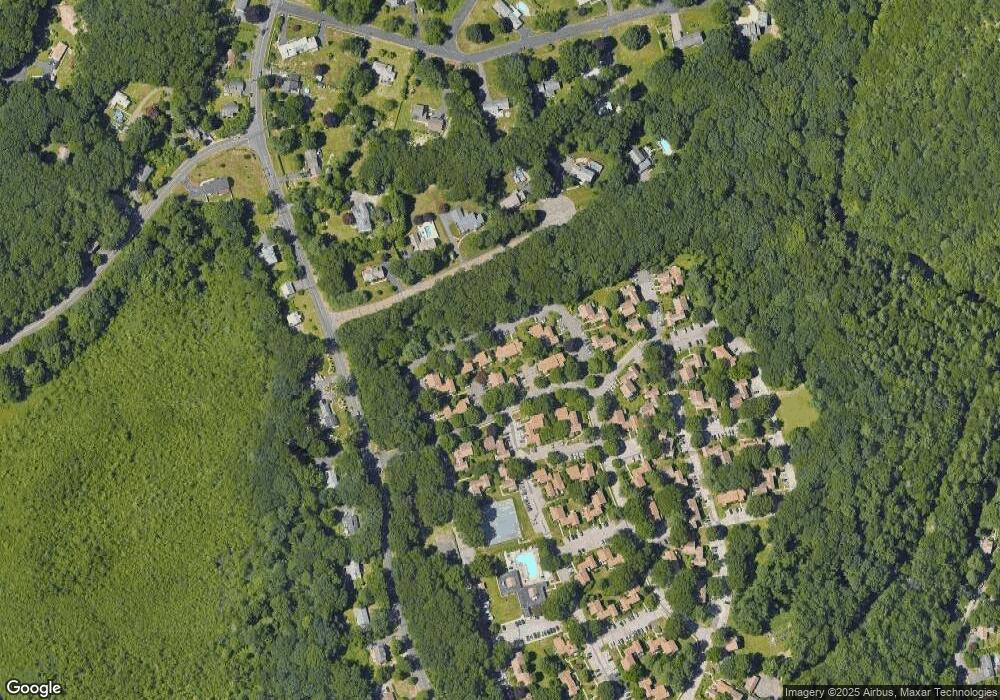 95 Penny Meadow Ln unit B, Stratford, CT 06614 - photo 1