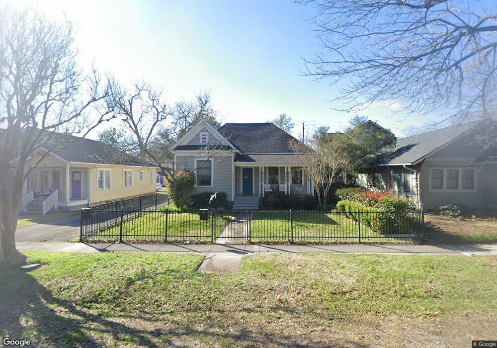 2209 Harvard St, Houston, TX 77008 - photo 1