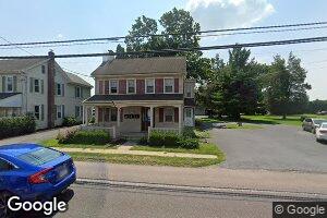 228 E Main St, Leola, PA 17540