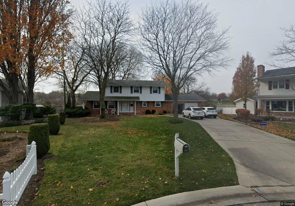 2929 Elmwood St, Port Huron, MI 48060 - photo 1