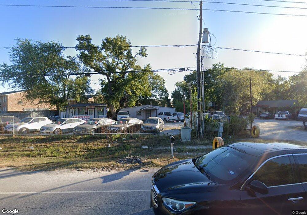 9624 Veterans Memorial Dr, Houston, TX 77038 - photo 1