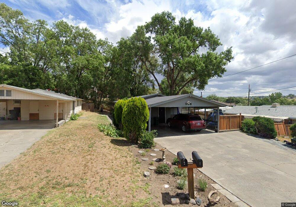 308 NW 14th St, Pendleton, OR 97801 - photo 1