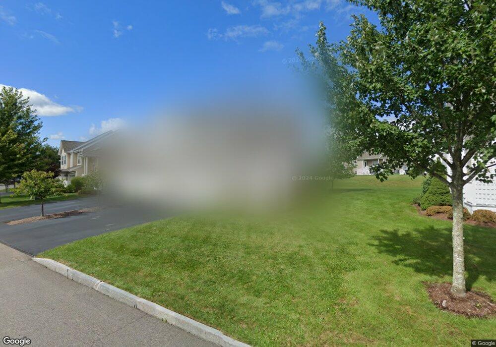 39 Streamview Dr unit 34, Cumberland, RI 02864 - photo 1