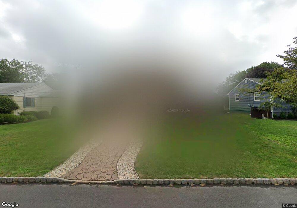 22 Lefferts Ln, Clark, NJ 07066 - photo 1