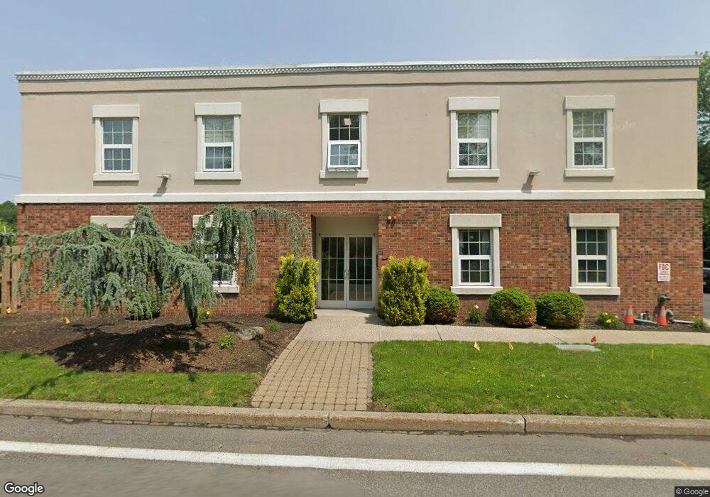 200 E Erie St, Blauvelt, NY 10913 - photo 1