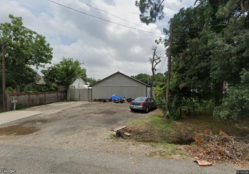 578 Van Molan St, Houston, TX 77022 - photo 1