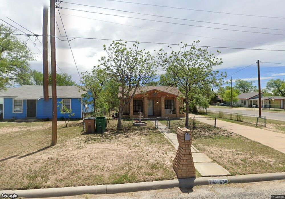 630 Powell St, San Angelo, TX 76903 - photo 1