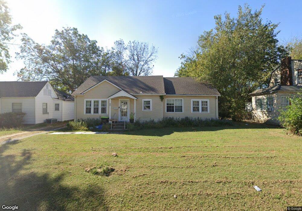 609 W 20th St, Ada, OK 74820 - photo 1