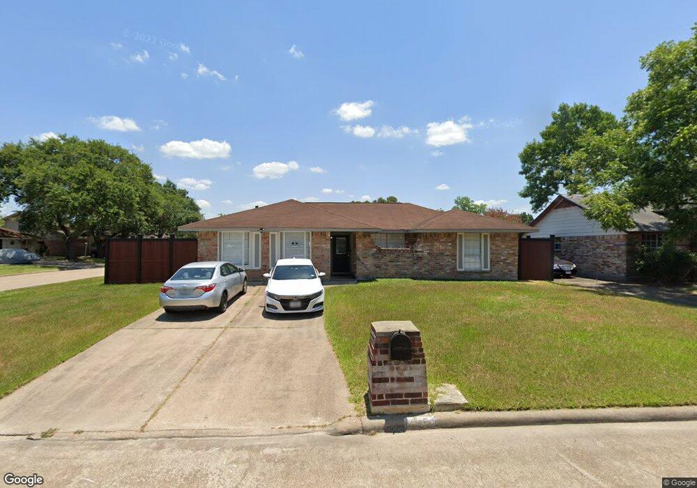 8858 Burford Ln, Houston, TX 77088 - photo 1
