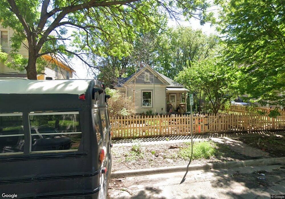 1308 SW Garfield Ave, Topeka, KS 66604 - photo 1