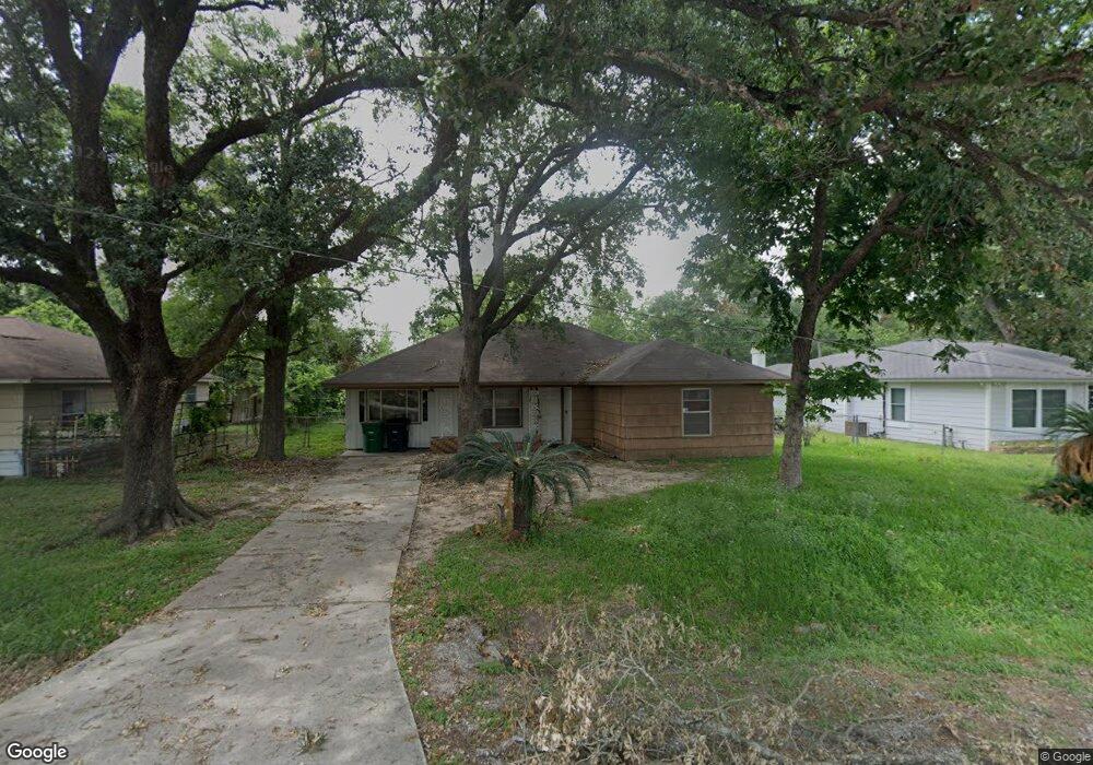 206 Hohldale St, Houston, TX 77022 - photo 1