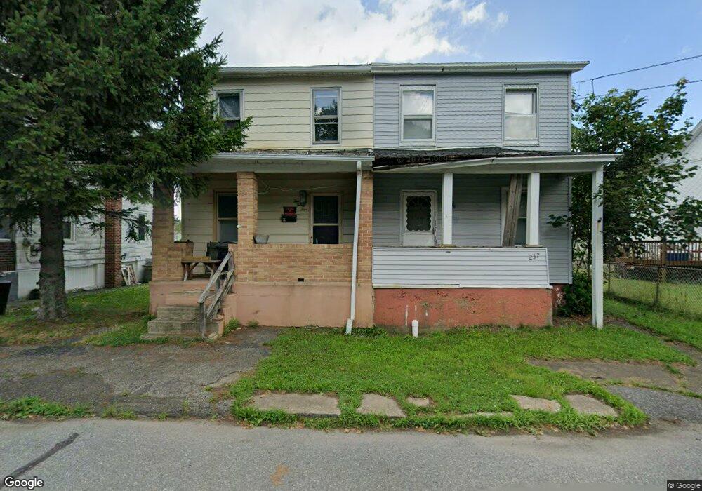 237 E Grant St, McAdoo, PA 18237 - photo 1