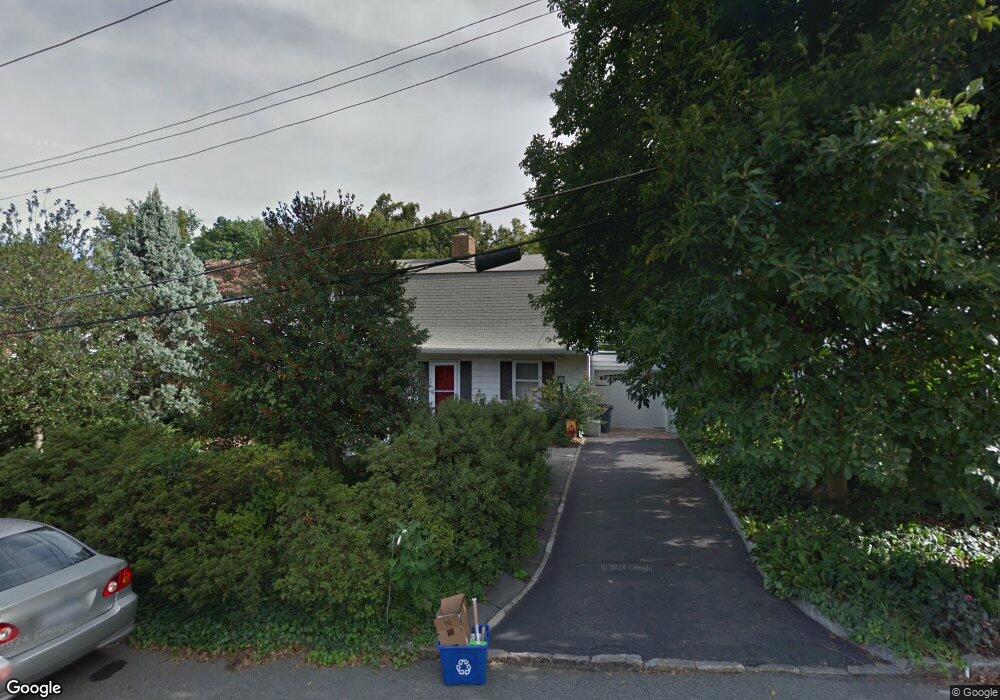 45 Tappan Landing Rd, Tarrytown, NY 10591 - photo 1